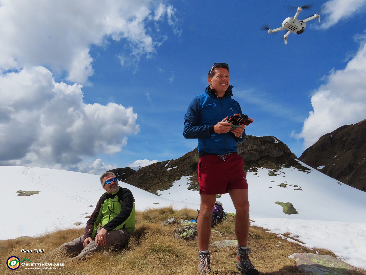 39 Pranzetto e poi Raffi prova il drone.JPG